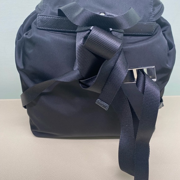 Prada backpack - Picture 5 of 9